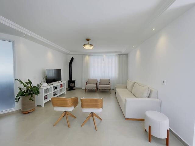 Casa para Venda em Santana de Parnaíba - 5